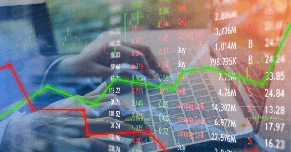 بعض من أفضل الأسهم الإماراتية في April 2026